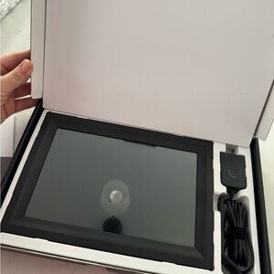 10.1” Digital Picture Frame